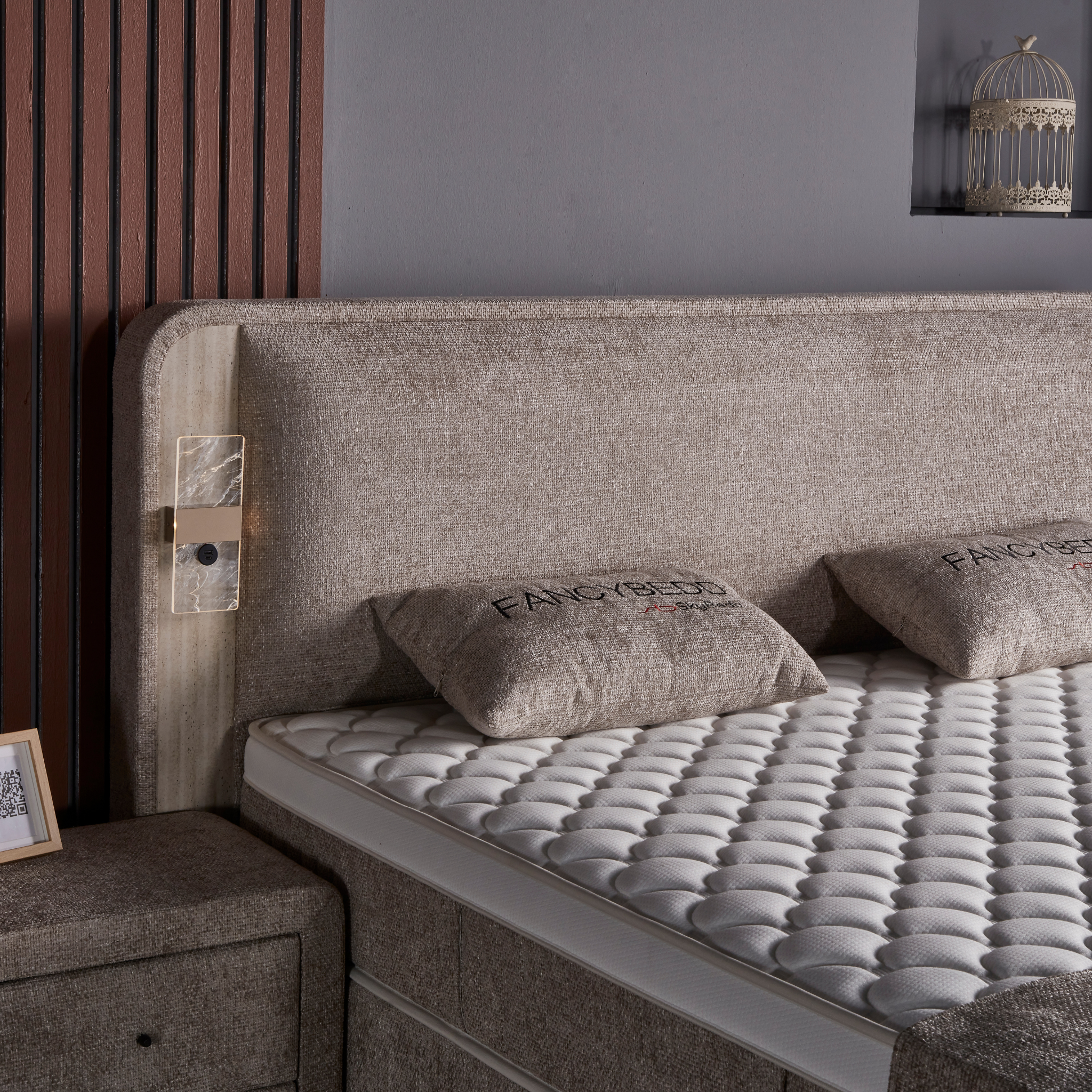 Fancy Boxspringbett mit Matratze LED